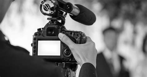Videographers Under 75K .